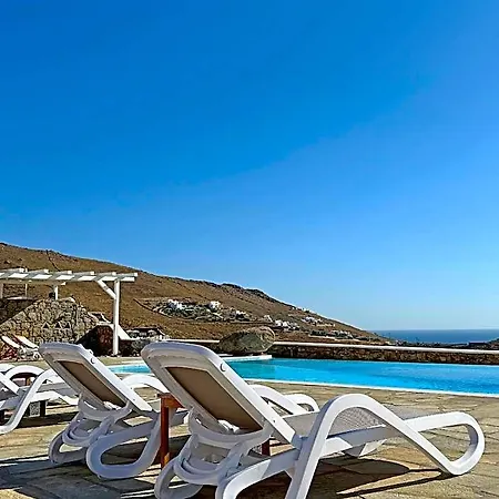Hotel Yakinthos 3*